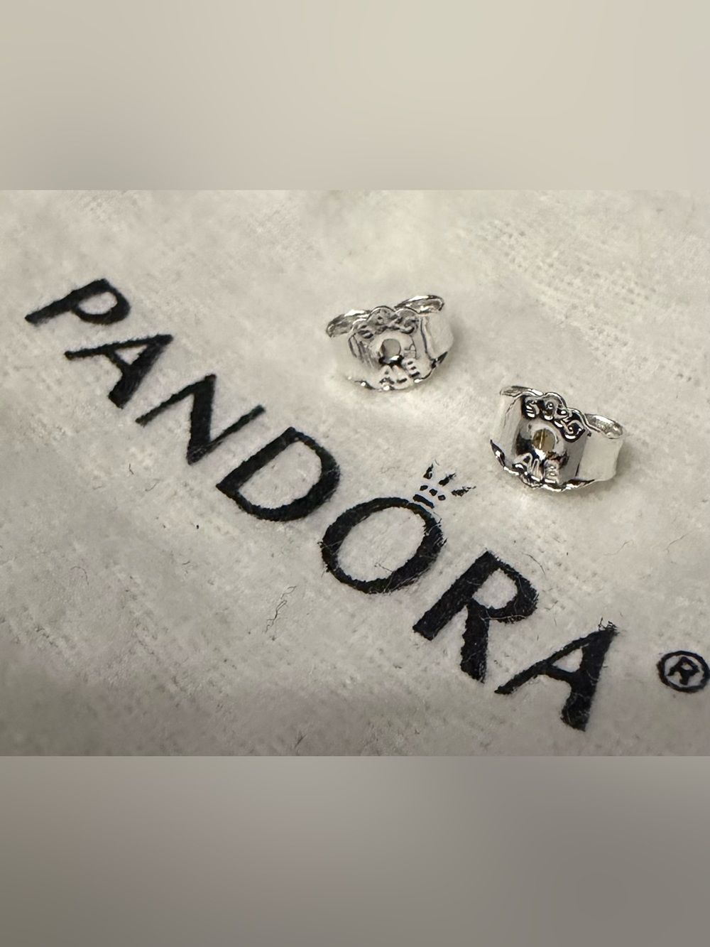 👑 PANDORA SILVER (925) CROWN BLING STUD EARRINGS: DUST BAG & BOX INCLUDED-NWOT! - Picture 6 of 8